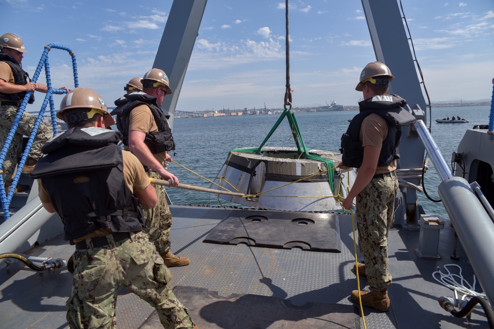 ACB-1 Sailors Recover NASA Equipment