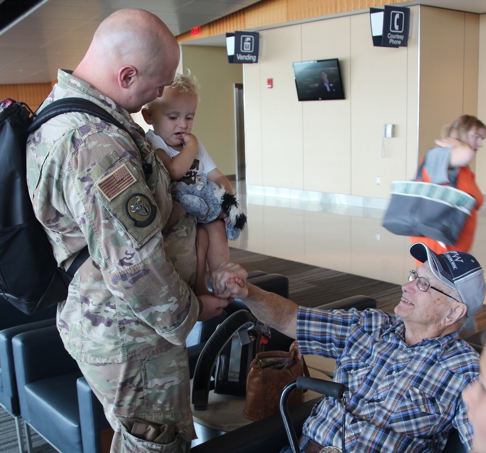 Master Sgt. Bryan Maslowski Returns from Deployment