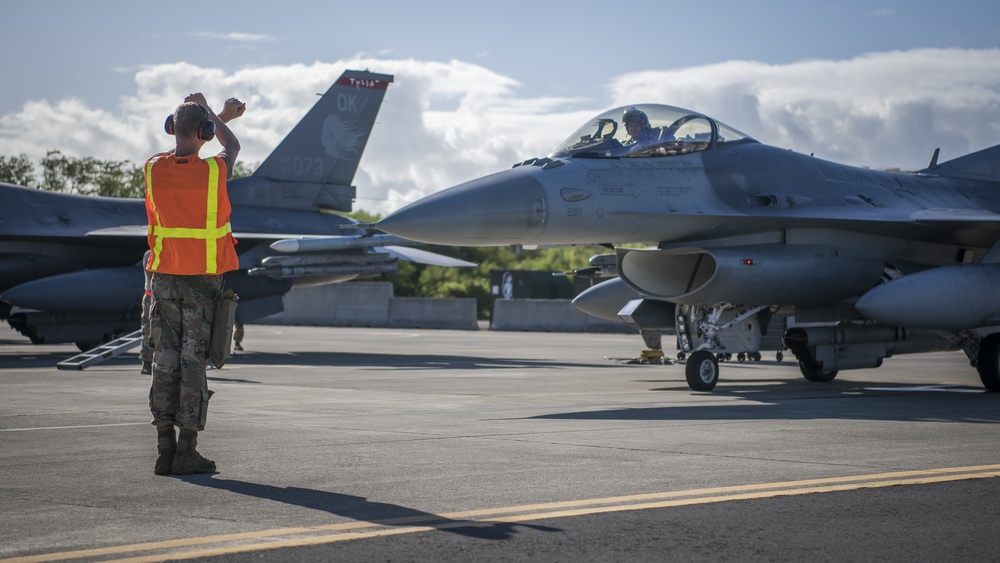 DVIDS - Images - Tulsa Vipers engage in Sentry Aloha 19-2 [Image 7 of 7]