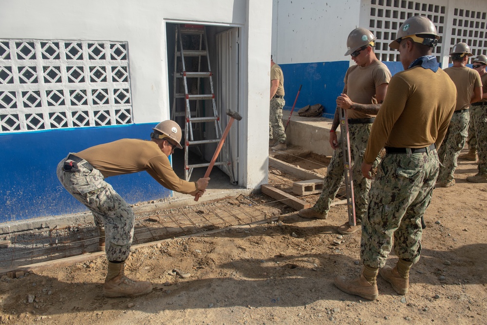 U.S. Navy Builds School for Indigenous Colombians