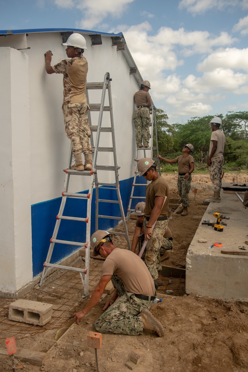 U.S. Navy Builds School for Indigenous Colombians