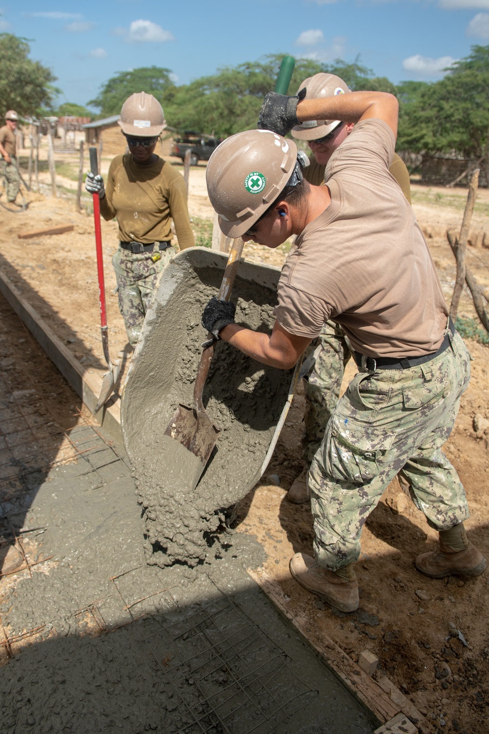 U.S. Navy Builds School for Indigenous Colombians