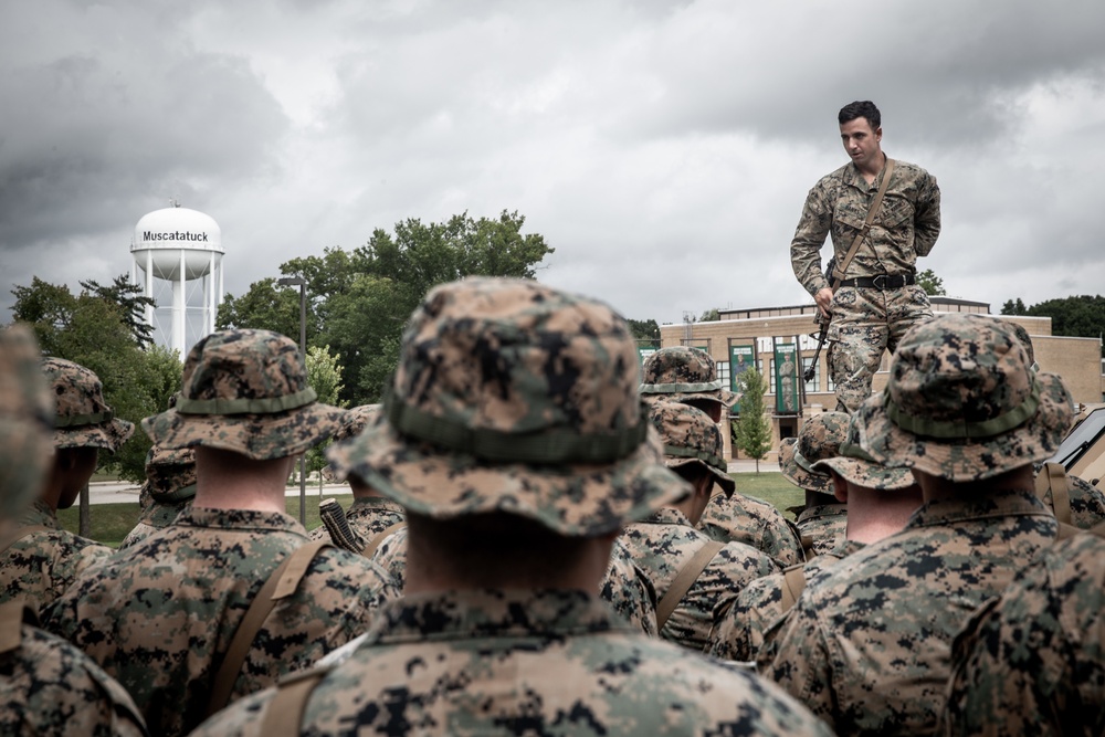 Marine Corps Warfighting Lab experiments with urban combat concepts