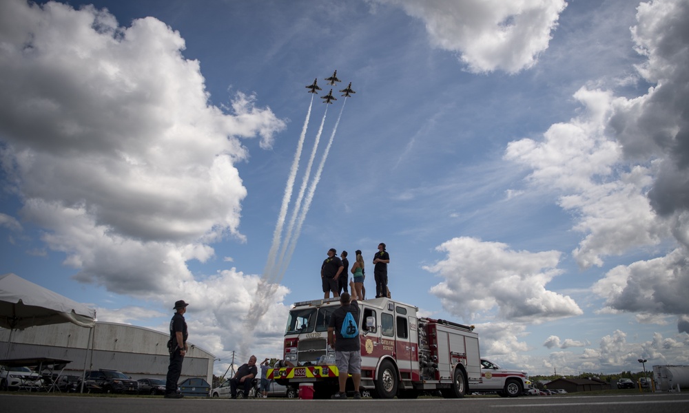 Thunderbirds rock Rochester