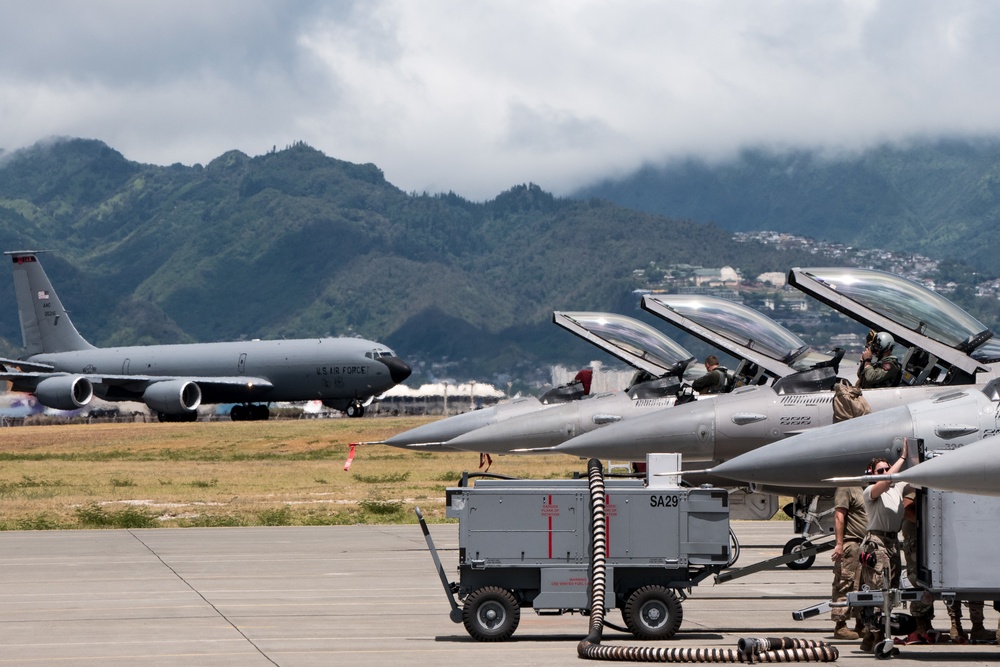 Oklahoma F-16s join Hawaii ANG in Sentry Aloha 19-2