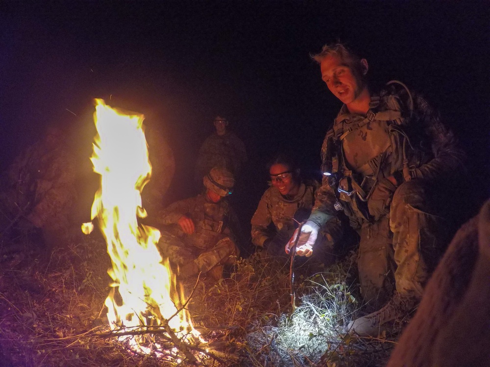 U.S. Soldiers test survival skills in personnel recovery exercise