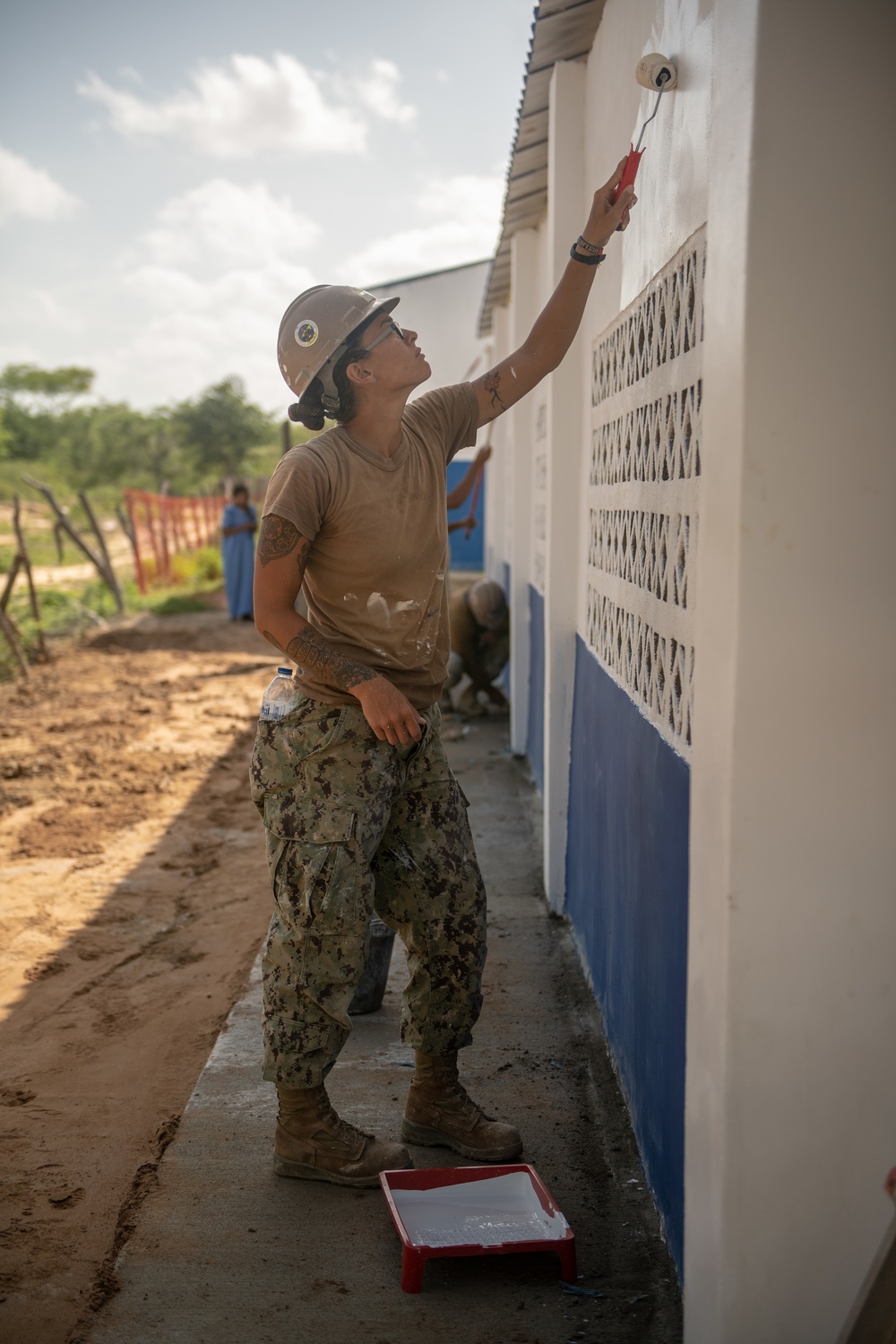 U.S. Navy Builds School for Indigenous Colombians