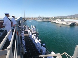 USS Comstock (LSD 45) mans the rails for LAFW 2019