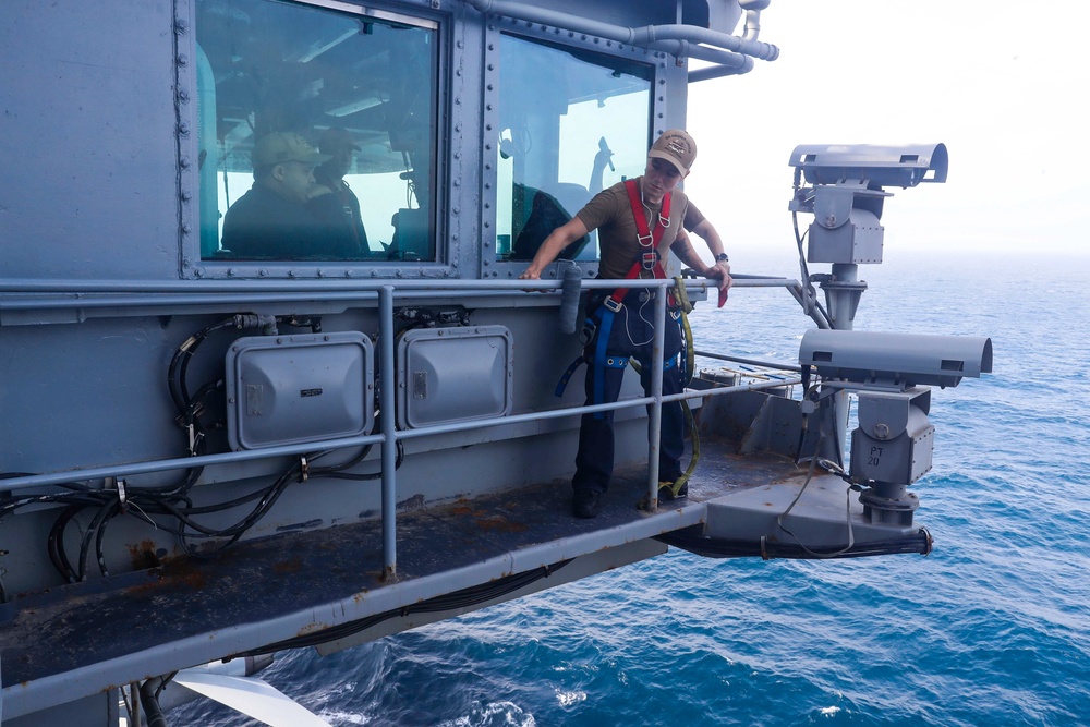 Daily operations aboard Nimitz-class aircraft carrier USS Abraham Lincoln (CVN 72).