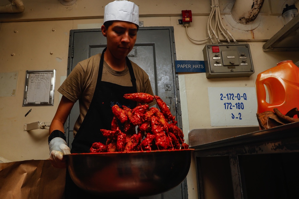 Daily operations aboard Nimitz-class aircraft carrier USS Abraham Lincoln (CVN 72).