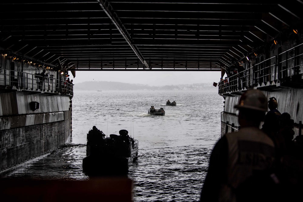 USS Carter Hall (LSD 50) Conducts AAV Operations During UNITAS LX