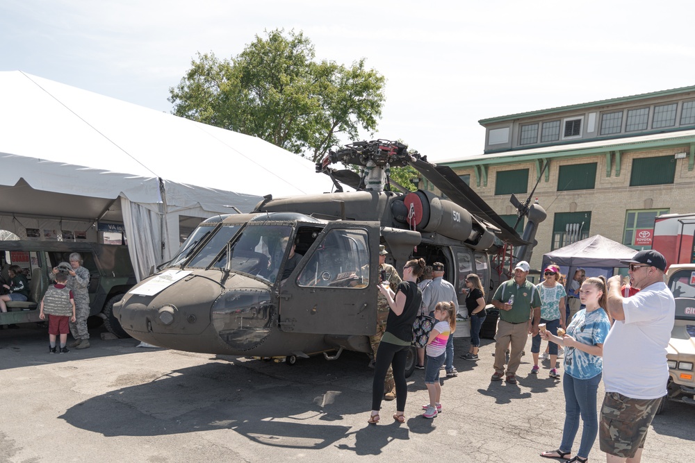 Largest Event of the Year for N.Y. Army National Guard Recruiters at State Fair