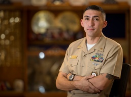 Navy Recruiter Saves Lives through Social Media