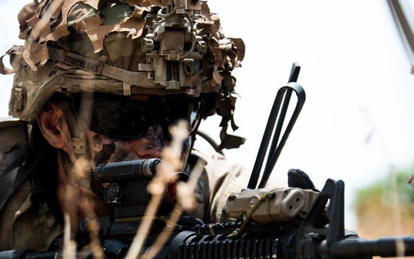 1-27 IN BN Wolfhounds conduct platoon Live-Fire Exercises at Garuda Shield 19