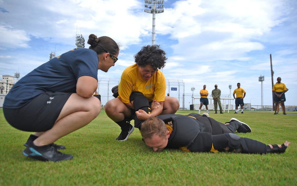 USS Blue Ridge Sailors Participate in Anti-Terrorism Force Protection Training