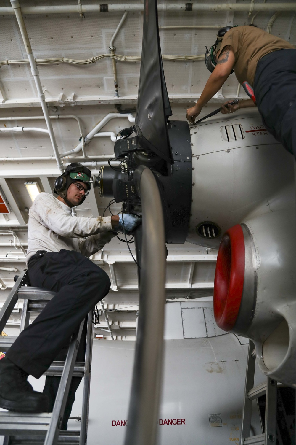 Daily operations aboard Nimitz-class aircraft carrier USS Abraham Lincoln (CVN 72).