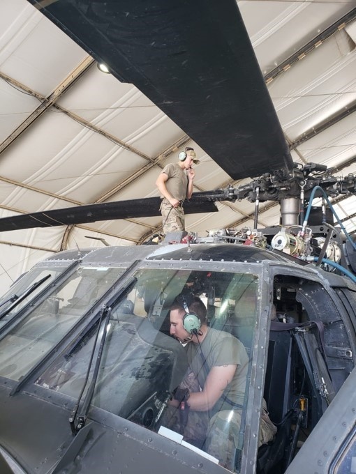 UH-60 Blackhawk Helicopter Repairer