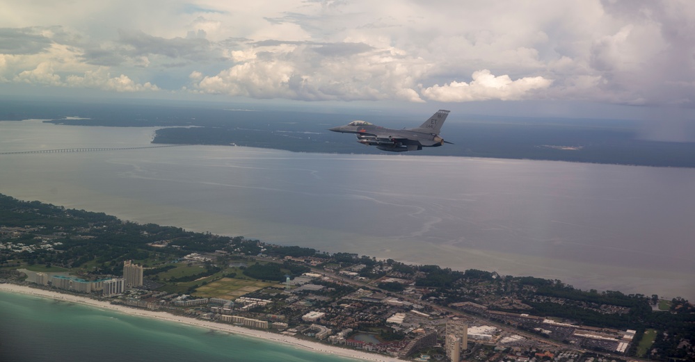 F-16 Completes Flutter Testing