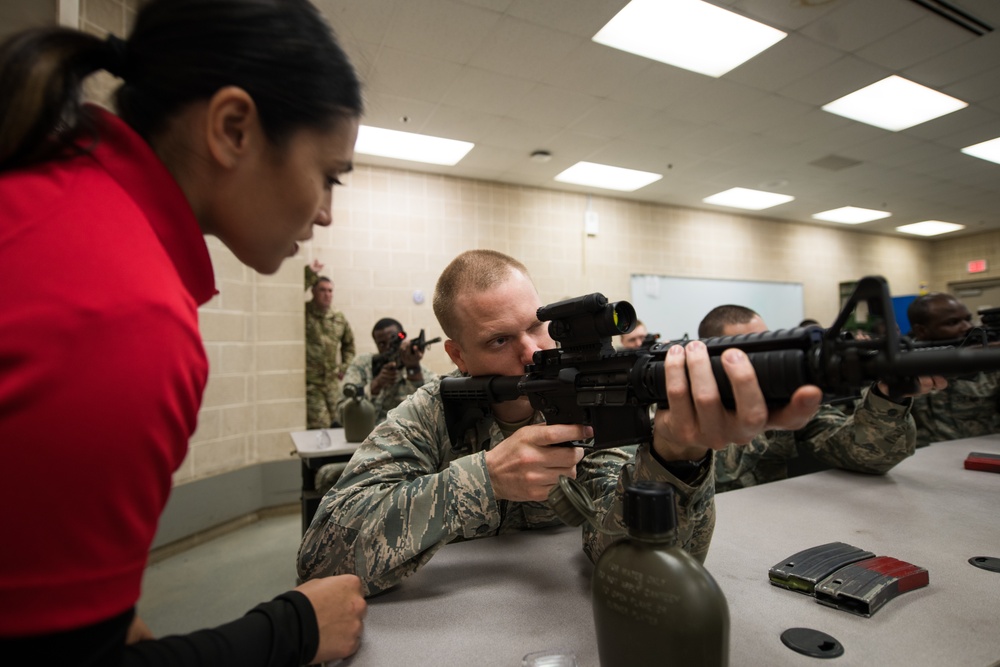 First BMT trainees experience M-4 training and qualification