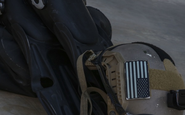 Jordanian Frogmen, TF 56 conduct Training for Floating Mine Response