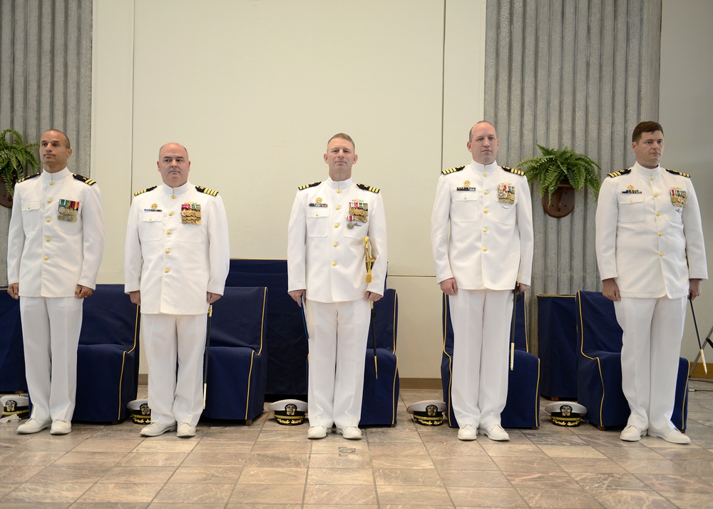 USS Tennessee (SSBN 734) (Gold) Holds Change of Command