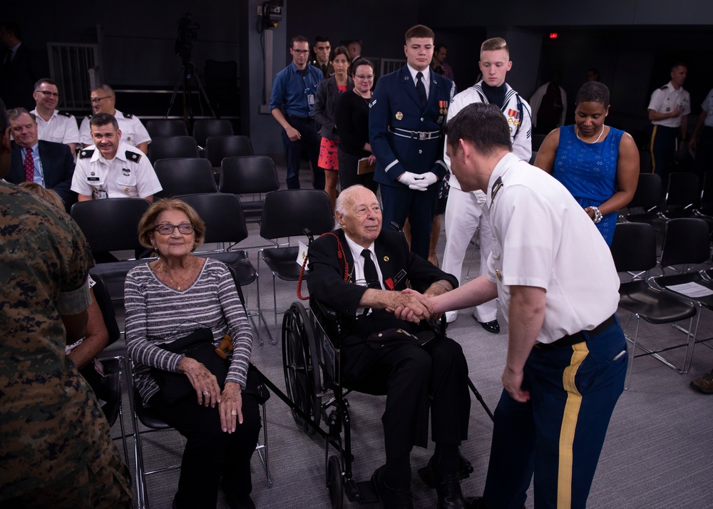 WWII Veteran Herman Zeitchik visits the Pentagon