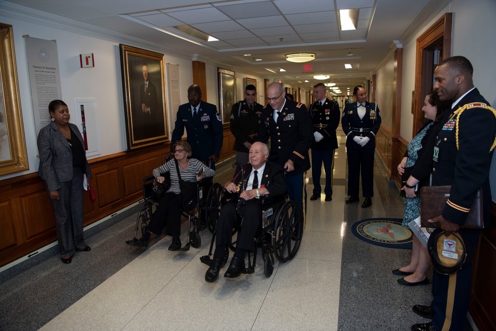 WWII Veteran Herman Zeitchik visits the Pentagon