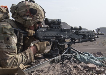 CJTF-HOA Command Senior Enlisted Leader visits EARF during live-fire exercise