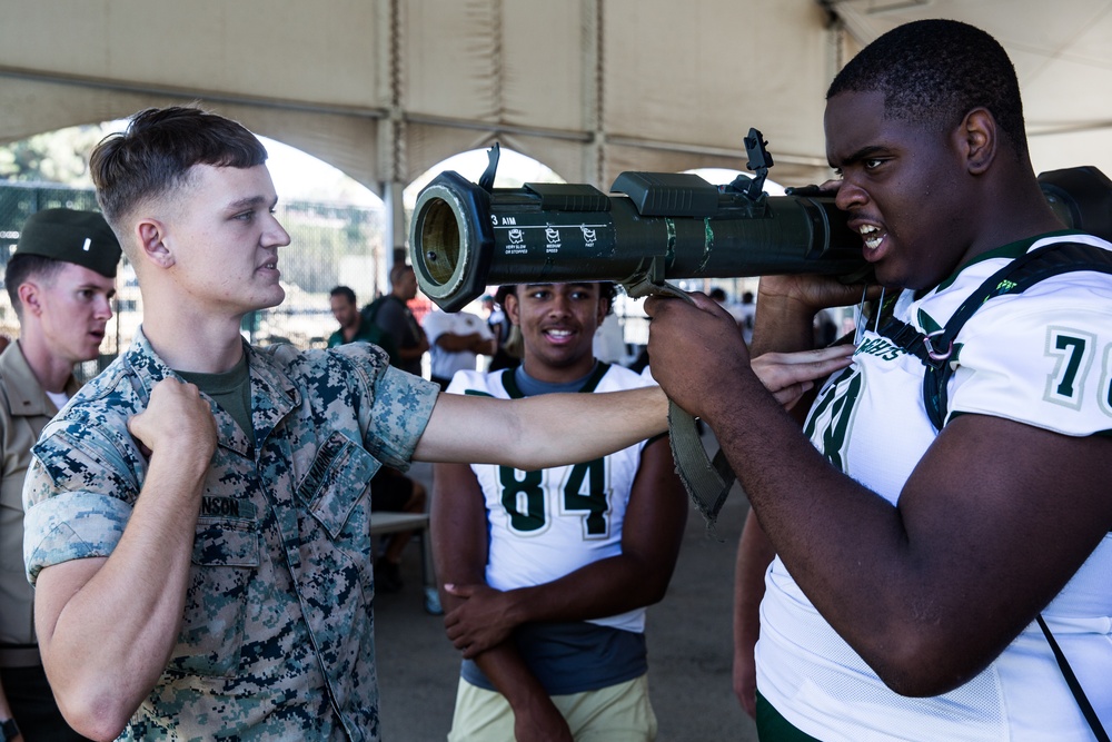 5th Marine Regiment hosts The Honor Group