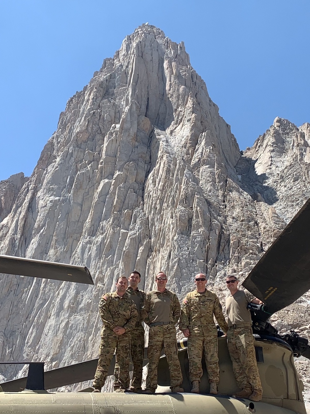 Cal Guard hoists injured hiker off Mount Whitney