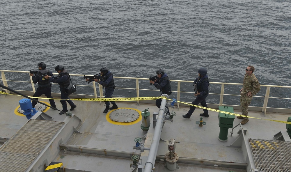 U.S. and Malaysian Coast Guard conduct VBSS training as part of SEACAT 2019