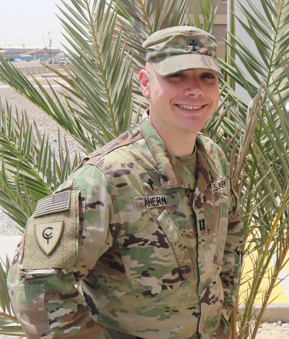 Cyclone Division chaplain conducts services in combat zone