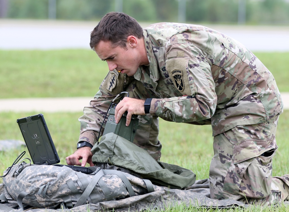 Soldiers Train to Become Special Forces Communications Sergeants