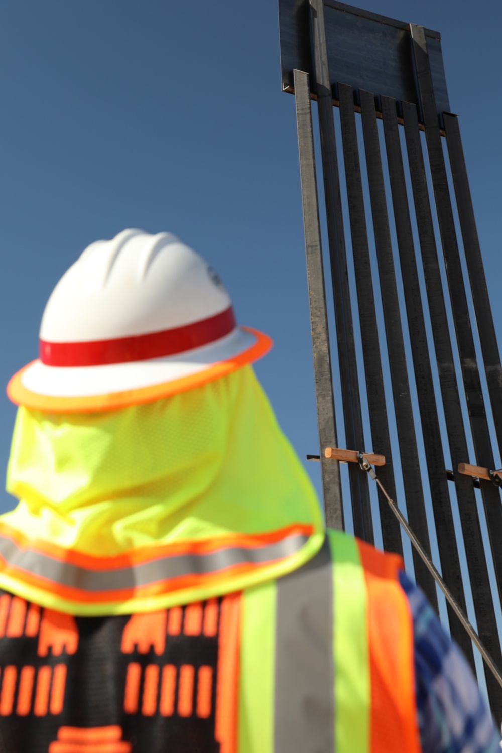 TF Barrier: El Centro first panels (13 of 17)