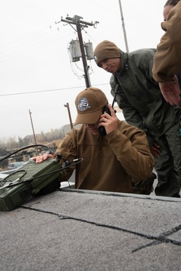EOD Group One Communications Team Tests High-Frequency Radio Communication Capabilities