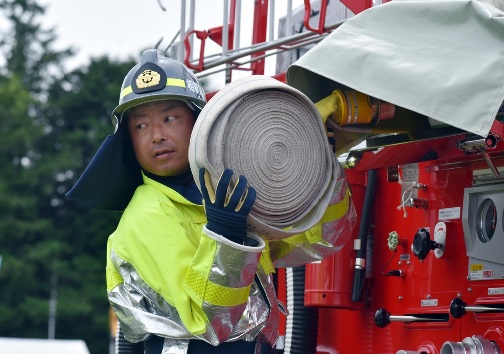 USAG Japan works with Japanese emergency services during disaster drill