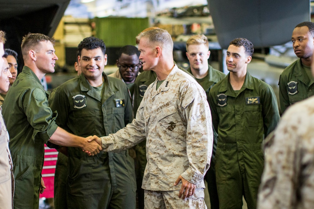 Lieutenant General Carl E. Mundy III Visits the USS Boxer and 11th MEU