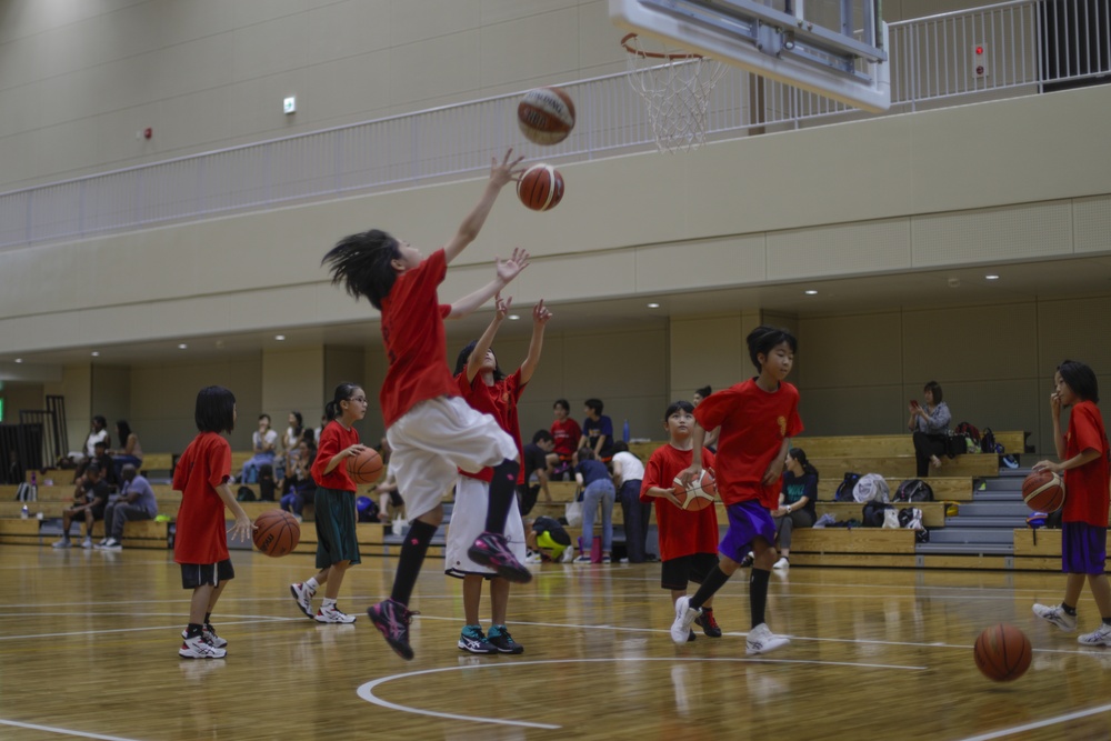 Japanese and American children score a cultural lay-up