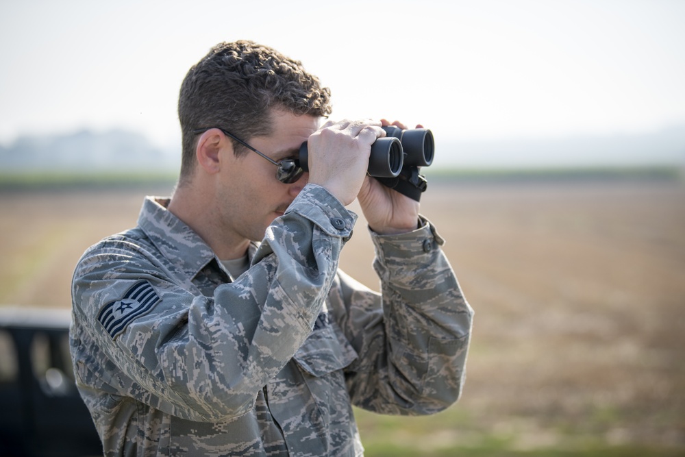 424th Air Base Squadron Conducts &quot;Landing Zone&quot; Training