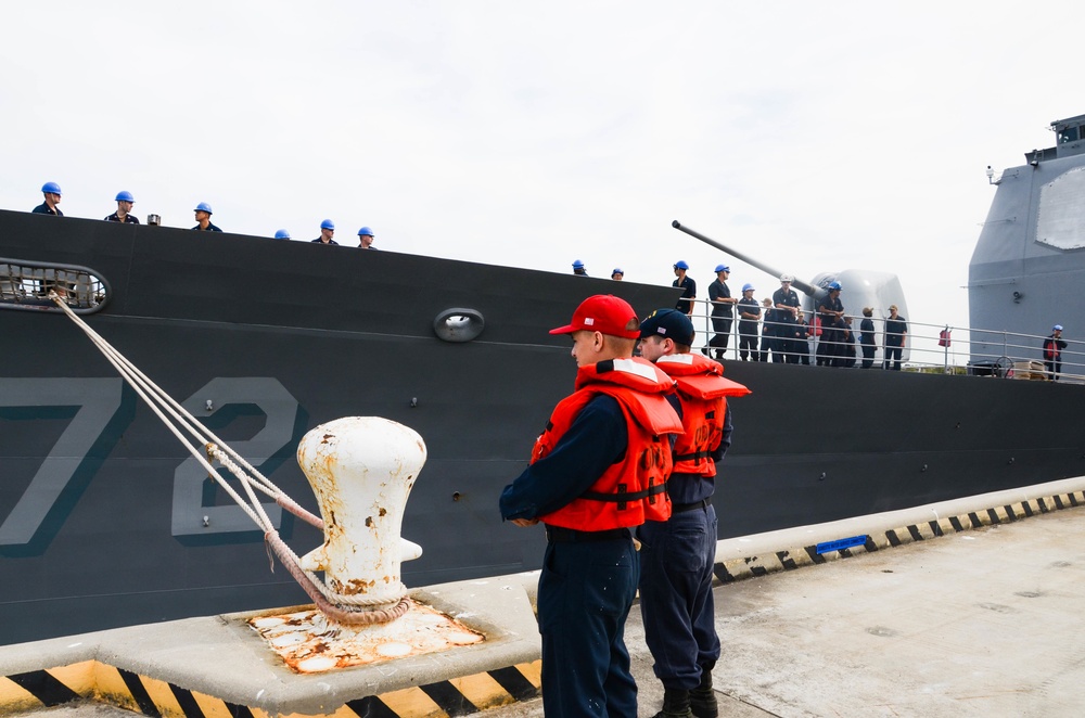 Ships Sortie ahead of hurricane Dorian