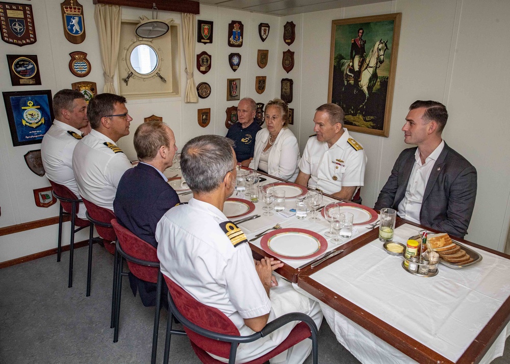 SNMG1 Leadership Attends Force Luncheon