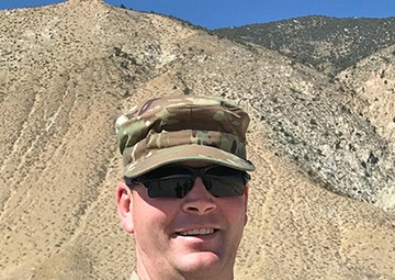 Tallest Nevada Guard Airman makes short work of marksmanship match field