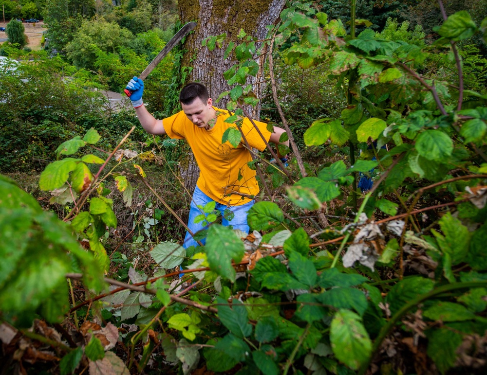 CPO Selectees Volunteer at Port Orchard Veterans Home