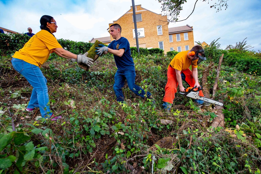 CPO Selectees Volunteer at Port Orchard Veterans Home