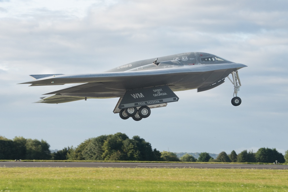 A B-2 Spirit Stealth Bomber from Whiteman AFB takes off from RAF Fairford