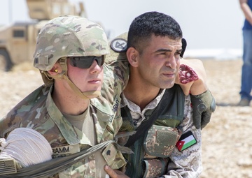 Soldiers train on saving lives