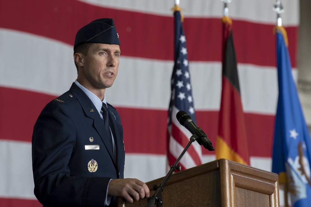 52nd FW welcomes new commander