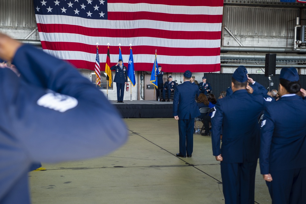 52nd FW welcomes new commander