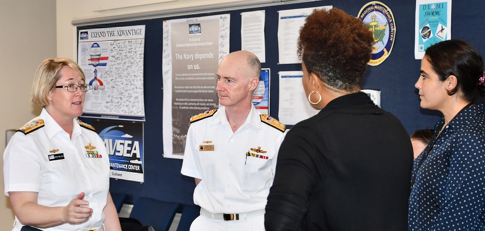 Royal Australian Navy Admiral Visits SWRMC