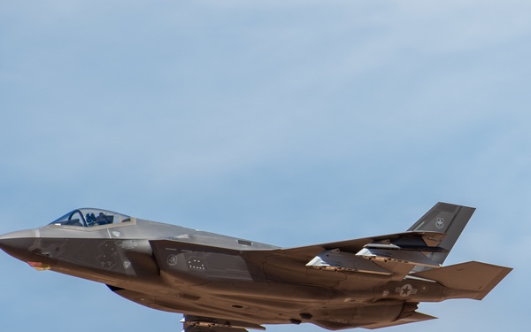 F-35s at the Range, practice run for ‘Panther Beast’!